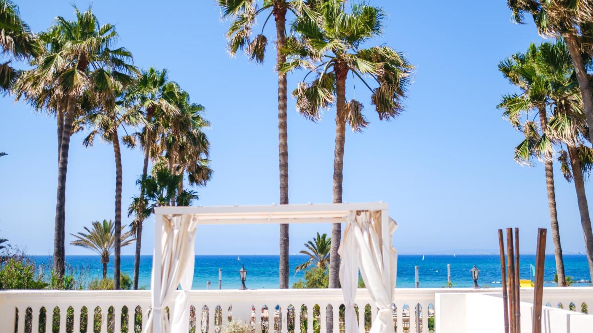 Hotell Ciutat Jardi 4*