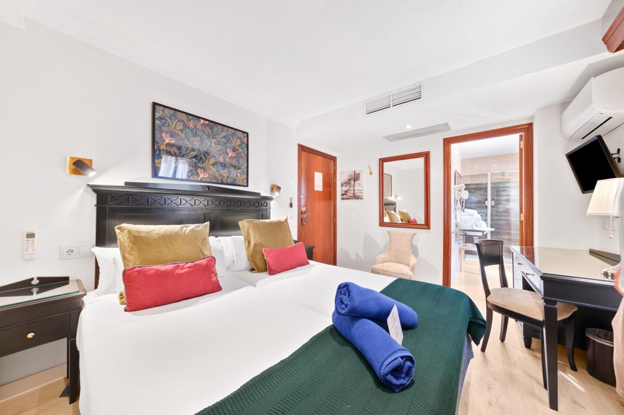 Hotell Ciutat Jardi